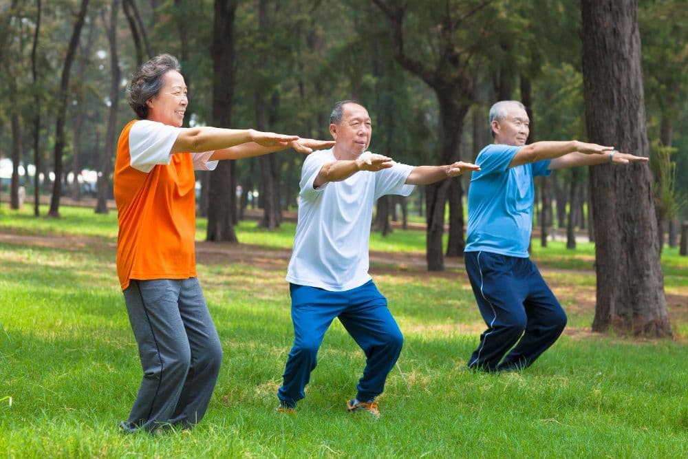 menjaga-kesihatan-warga-emas