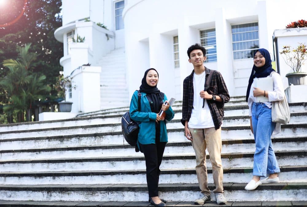 Menyambung Pengajian Ijazah Sarjana Muda