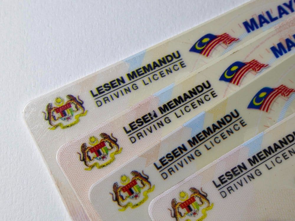 Melangkah ke Alam Dewasa